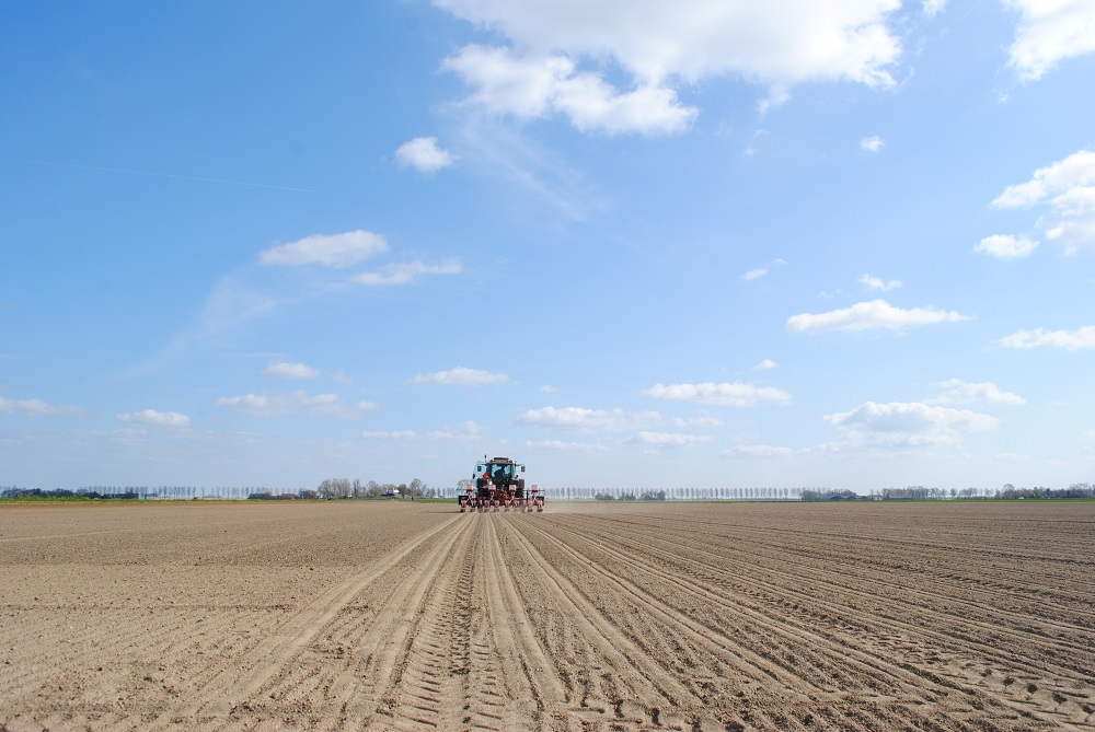 Kramer Proseeder past naadloos bij wens voor uienteelt op ruggen