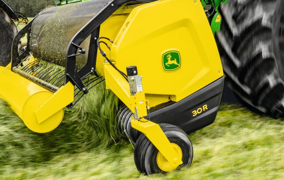 Meer vermogen en verwerkingscapaciteit voor veldhakselaars John Deere