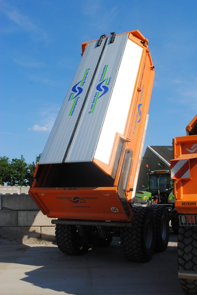 TPX26S-gronddumpers bewijzen zich bij G. van den Bos Dezeure