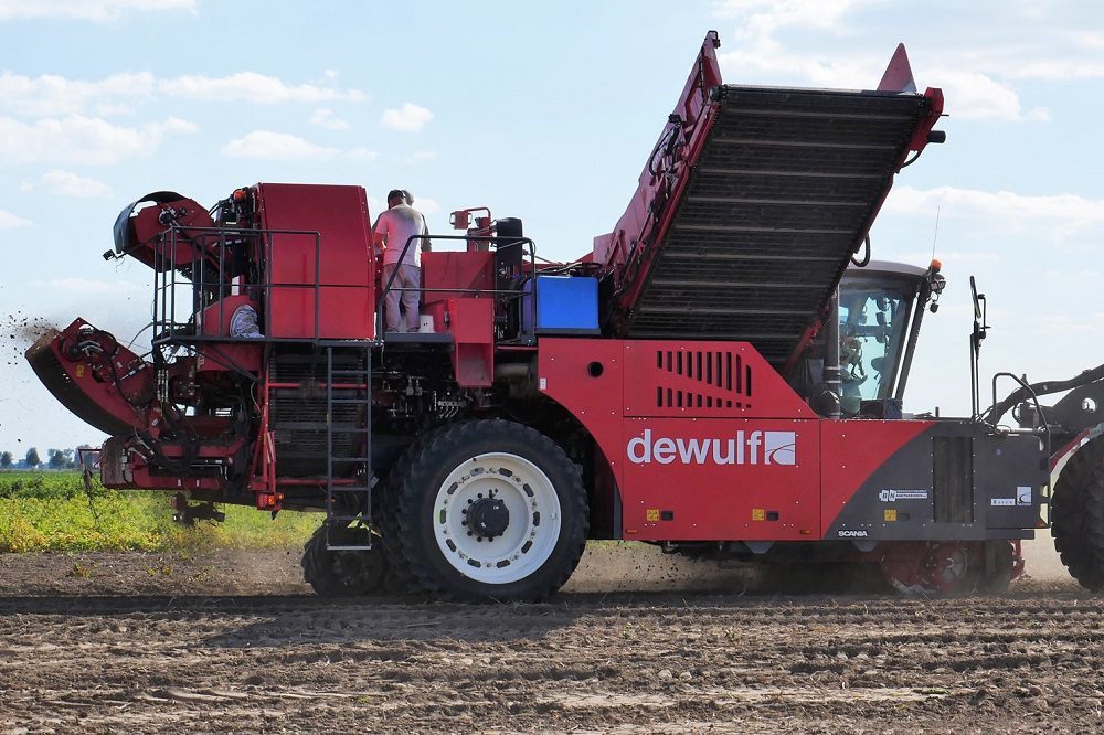 Dewulf RA3060 combineert egelband met 2 verwisselbare reinigingsmodules