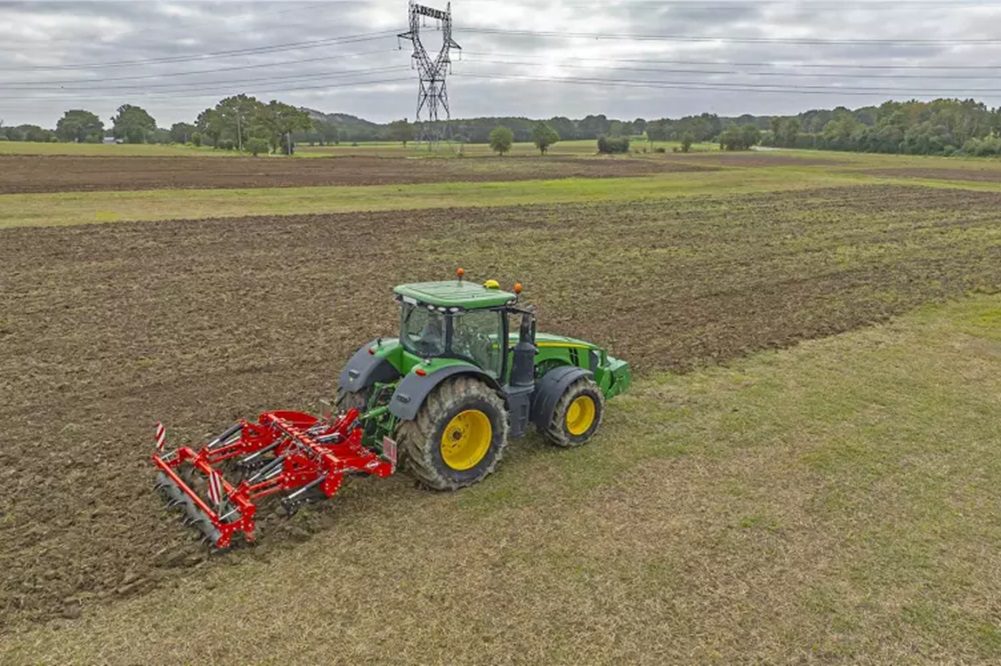 Kuhn komt met nieuwe DT L 300 diepwoeler