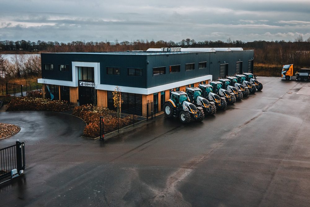 Van Finland naar Friesland: 8 Valtra T-Serie tractoren