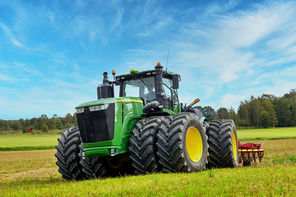 BKT ontwikkelt banden voor moderne en geautomatiseerde tractoren