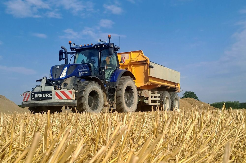 Stralende New Holland T7.230 in actie
