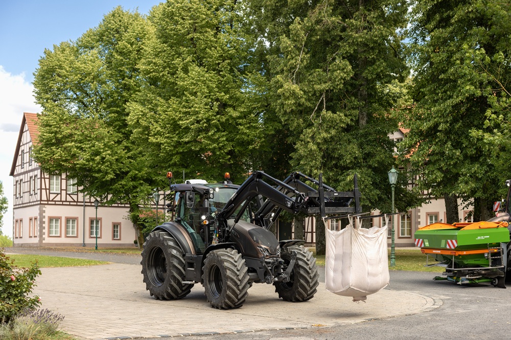 Valtra-G-series-135-6-hires_EMBARGO 9.11.2025.750