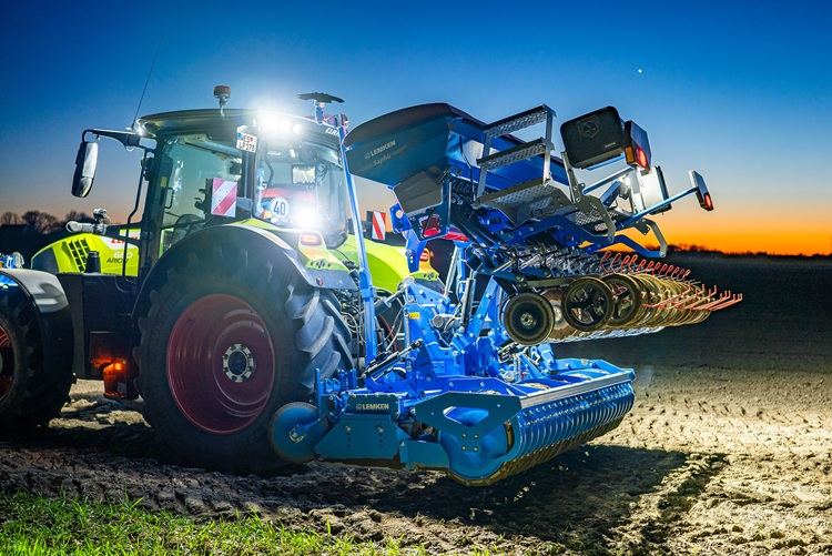 P3_LEMKEN_Saphir XMR_Aushub.750